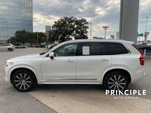 2024 Volvo XC90 B5 Core Bright Theme