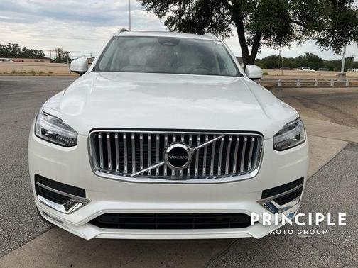 2024 Volvo XC90 B5 Core Bright Theme