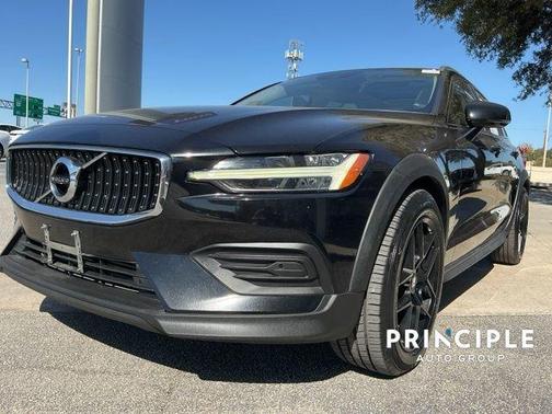 2020 Volvo V60 Cross Country T5