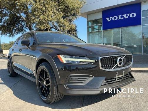 2020 Volvo V60 Cross Country T5