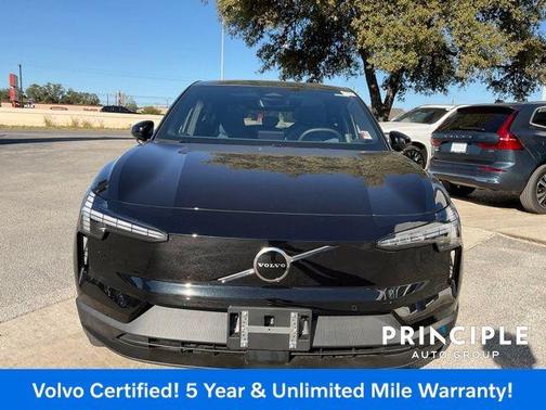 2025 Volvo EX30 Twin Motor Plus