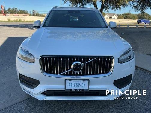 2021 Volvo XC90 T5 Momentum 7 Passenger
