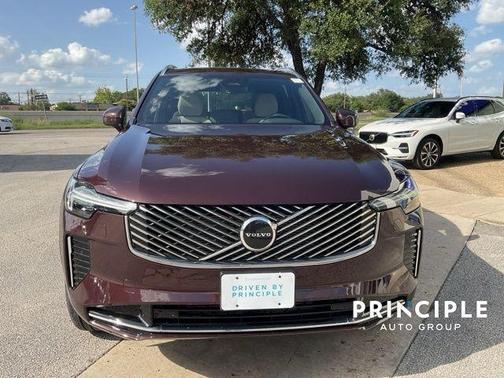 2026 Volvo XC90 B5 Core