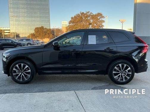 2025 Volvo XC60 B5 Core