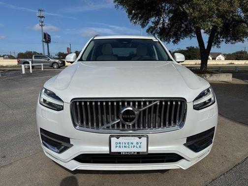 2023 Volvo XC90 B6 Ultimate 7-Seater