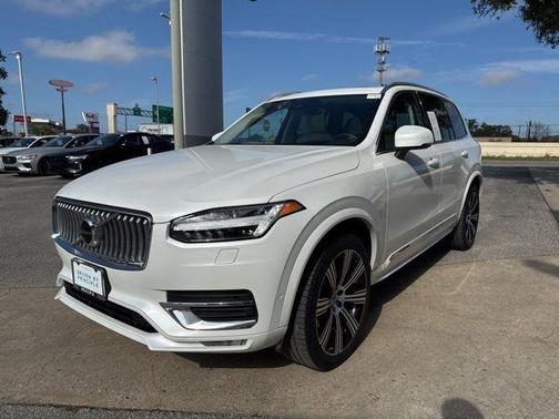 2023 Volvo XC90 B6 Ultimate 7-Seater