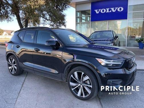 2021 Volvo XC40 Recharge Pure Electric P8