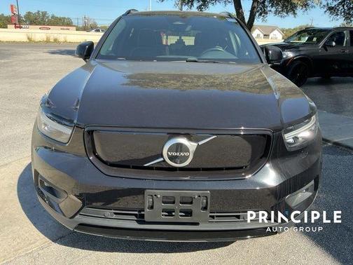 2021 Volvo XC40 Recharge Pure Electric P8