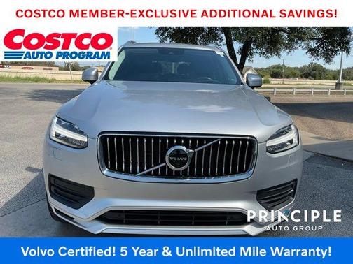 2022 Volvo XC90 T5 Momentum 7 Passenger