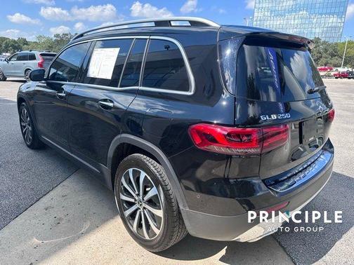 2023 Mercedes-Benz GLB 250 Base
