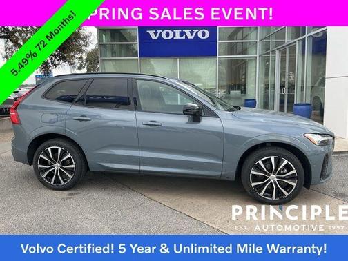 2023 Volvo XC60 B5 Ultimate Dark Theme