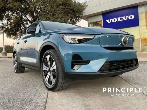 2023 Volvo C40 Recharge Pure Electric Twin Core