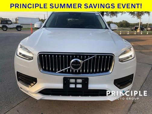 2020 Volvo XC90 T5 Momentum 7 Passenger