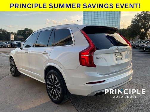2020 Volvo XC90 T5 Momentum 7 Passenger