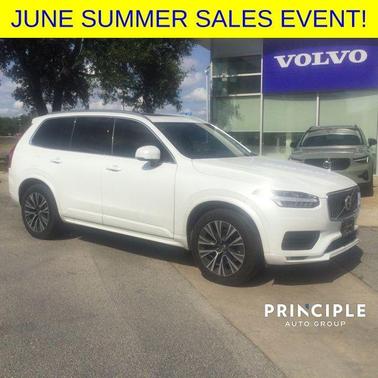 2020 Volvo XC90 T5 Momentum 7 Passenger
