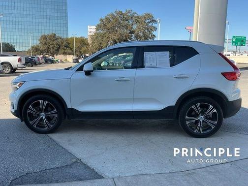 2019 Volvo XC40 T5 Inscription
