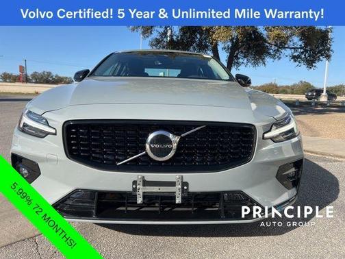 2025 Volvo S60 B5 Core