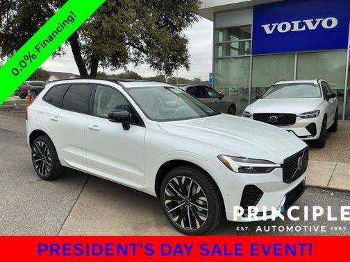 2026 Volvo XC60 B5 Ultra