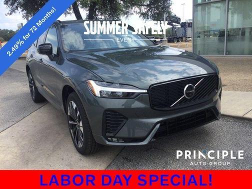 2026 Volvo XC60 B5 Plus
