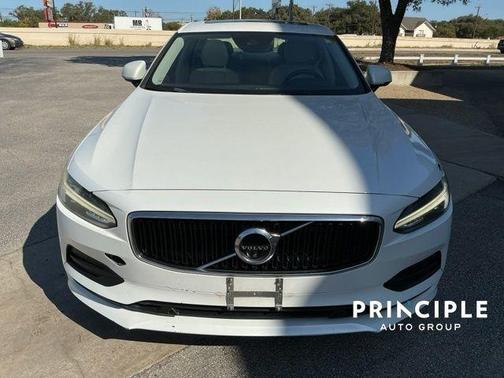 2017 Volvo S90 T5 Momentum