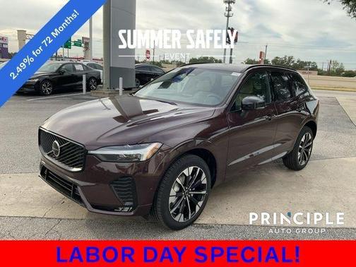 2026 Volvo XC60 B5 Plus Dark Theme