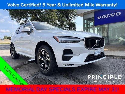 2022 Volvo XC60 B5 Momentum