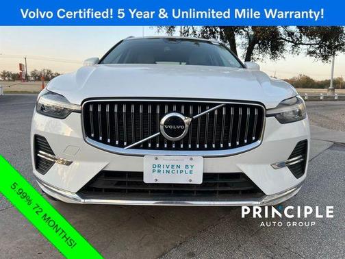 2022 Volvo XC60 B6 Inscription