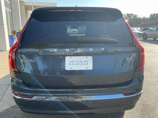 2026 Volvo XC90 B5 Plus 6-Seater