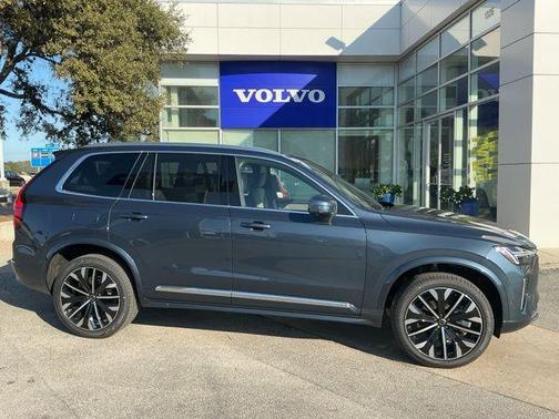 2026 Volvo XC90 B5 Plus 6-Seater