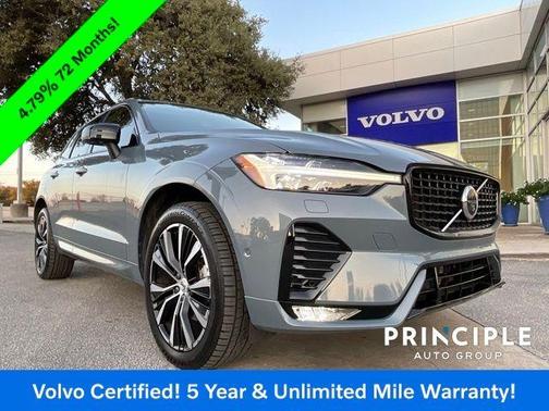 2023 Volvo XC60 B5 Plus Dark Theme