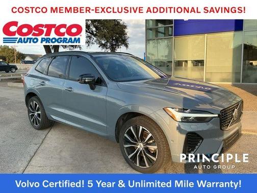2023 Volvo XC60 B5 Plus Dark Theme