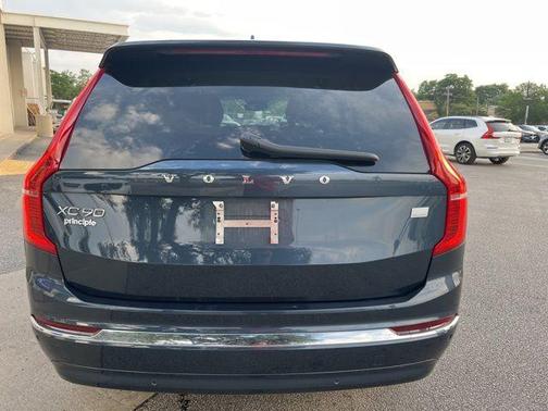 2023 Volvo XC90 Recharge Plug-In Hybrid T8 Plus Bright Theme 7 Passenger