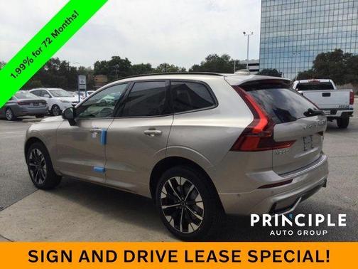 2026 Volvo XC60 B5 Plus