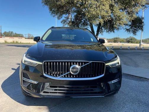 2023 Volvo XC60 B5 Core