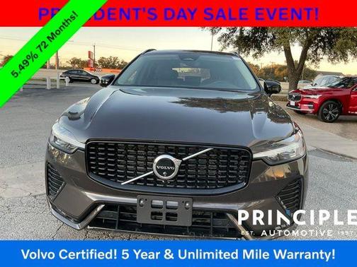 2025 Volvo XC60 B5 Plus