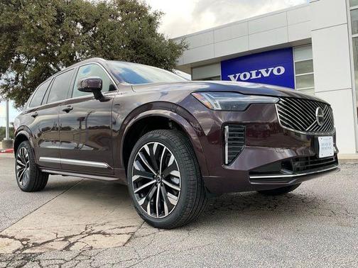 2026 Volvo XC90 B5 Plus 7-Seater