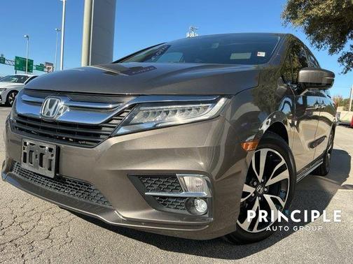 2019 Honda Odyssey Elite
