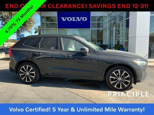 2023 Volvo XC60 B5 Plus Dark Theme