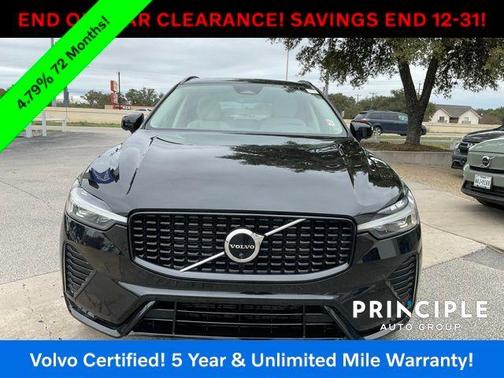 2023 Volvo XC60 B5 Plus Dark Theme