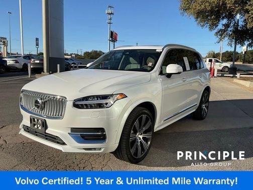 2024 Volvo XC90 B6 Plus Bright Theme 6-Seater