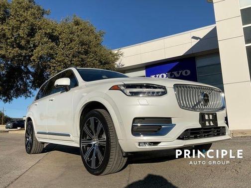 2024 Volvo XC90 B6 Plus Bright Theme 6-Seater