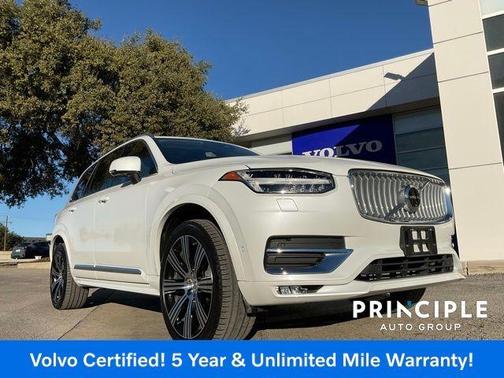 2024 Volvo XC90 B6 Plus Bright Theme 6-Seater