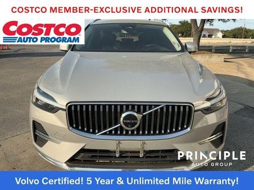 2023 Volvo XC60 B5 Ultimate Bright Theme