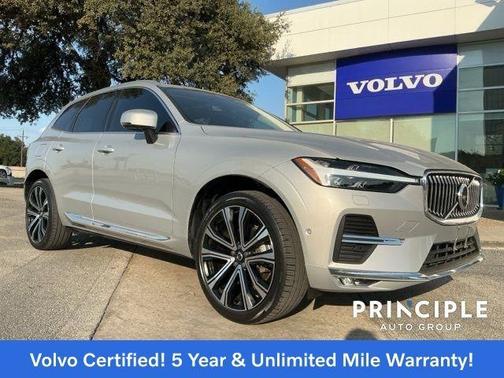 2023 Volvo XC60 B5 Ultimate Bright Theme