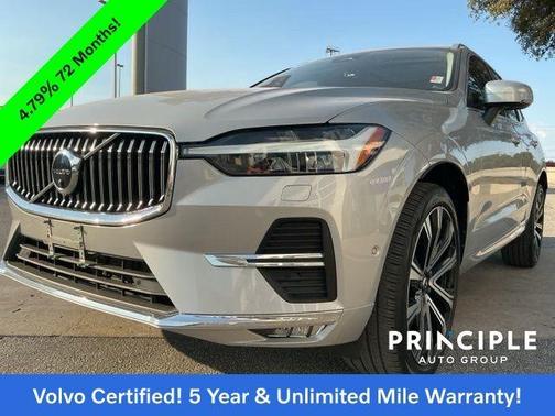 2023 Volvo XC60 B5 Ultimate Bright Theme