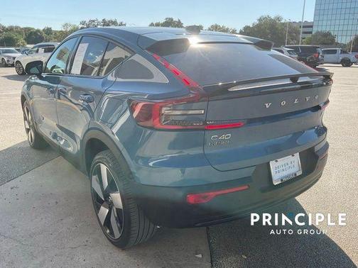 2023 Volvo C40 Recharge Pure Electric Twin Plus