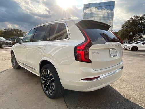 2026 Volvo XC90 B5 Core