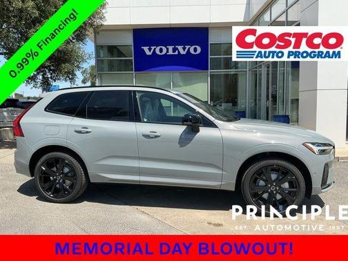 Metallic 2026 Volvo XC60 B5 Ultra Black Edition