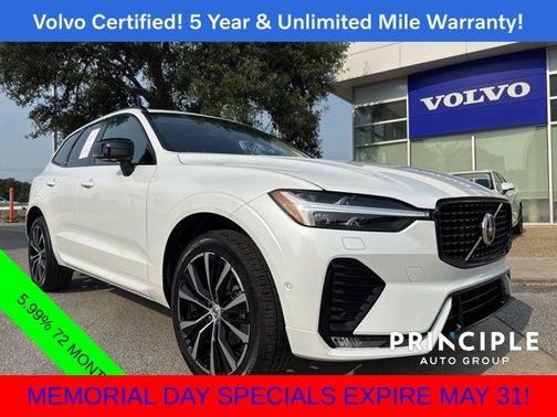 2023 Volvo XC60 B5 Plus Dark Theme