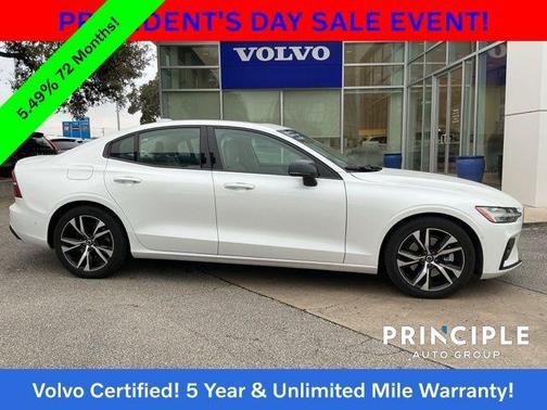 2025 Volvo S60 B5 Plus